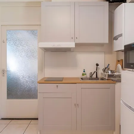 Backroom In With Private Garden Very Near Centre And Tue * Eindhoven